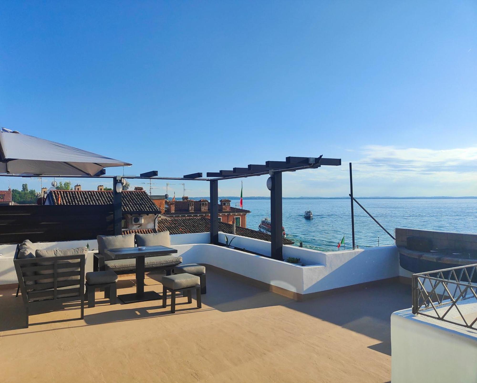 Appartamento Con Vista Mozzafiato Lazise Eksteriør billede