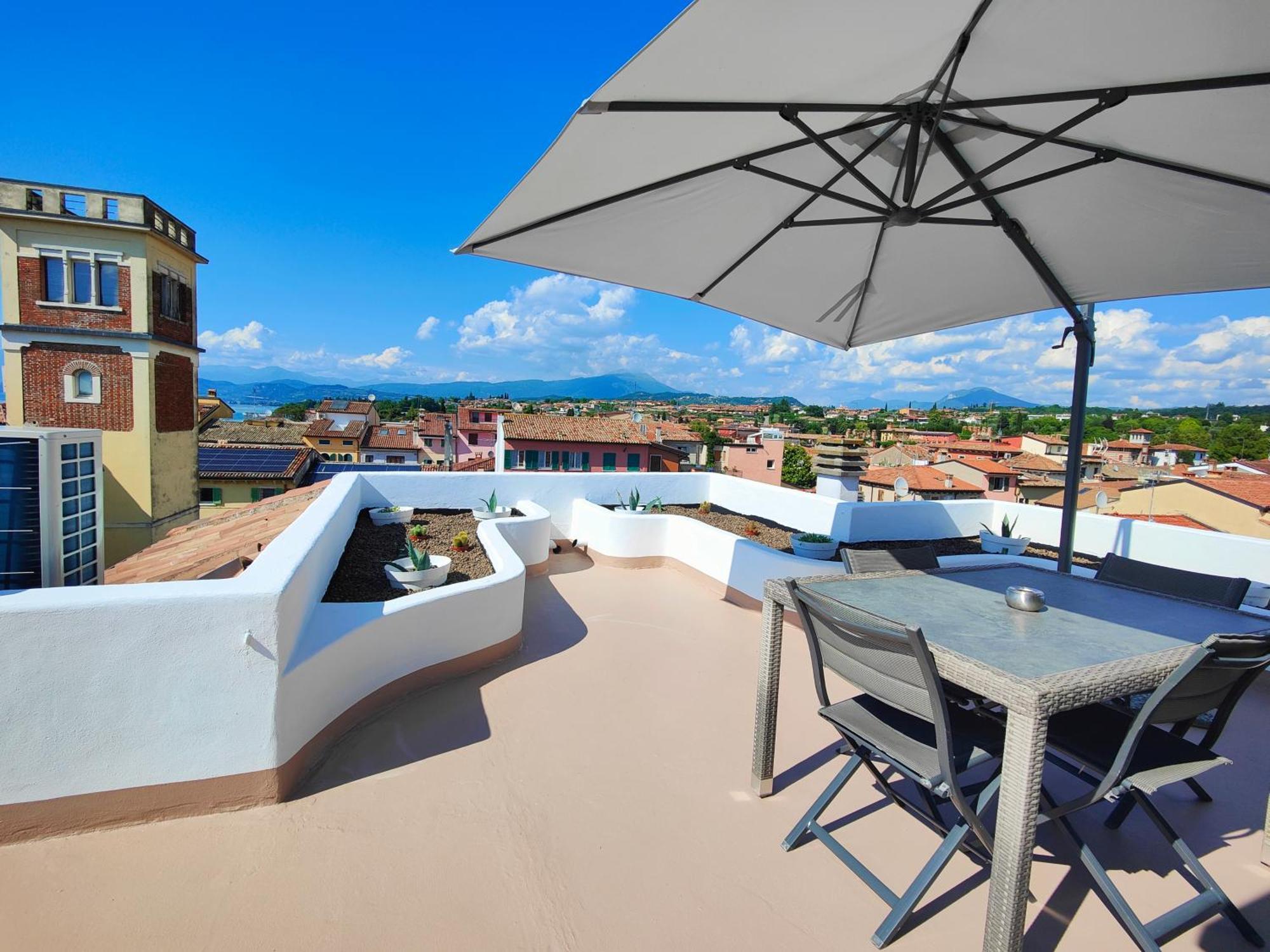 Appartamento Con Vista Mozzafiato Lazise Eksteriør billede